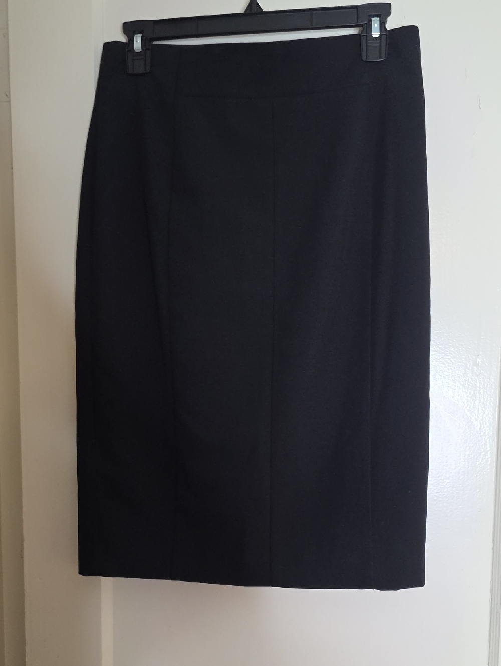 Classic Black Pencil Skirt - Women's Professional Lined  Skirt Size 6